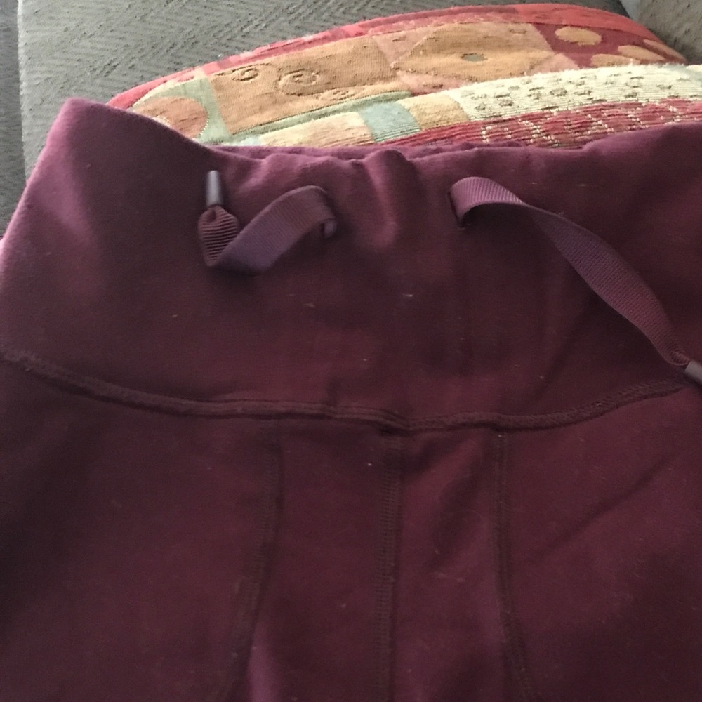 Burgundy Lulu Lemon Leggings